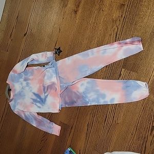 New girls size 5,6,7 and 8 tie dye waffle knit set